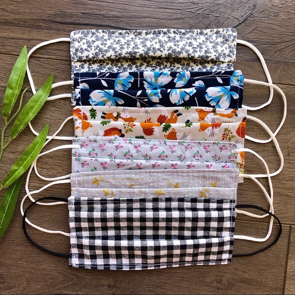 Accessories - 6 handmade cotton face masks floral neutral